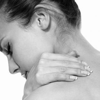 Боль в шеи и онемение головы